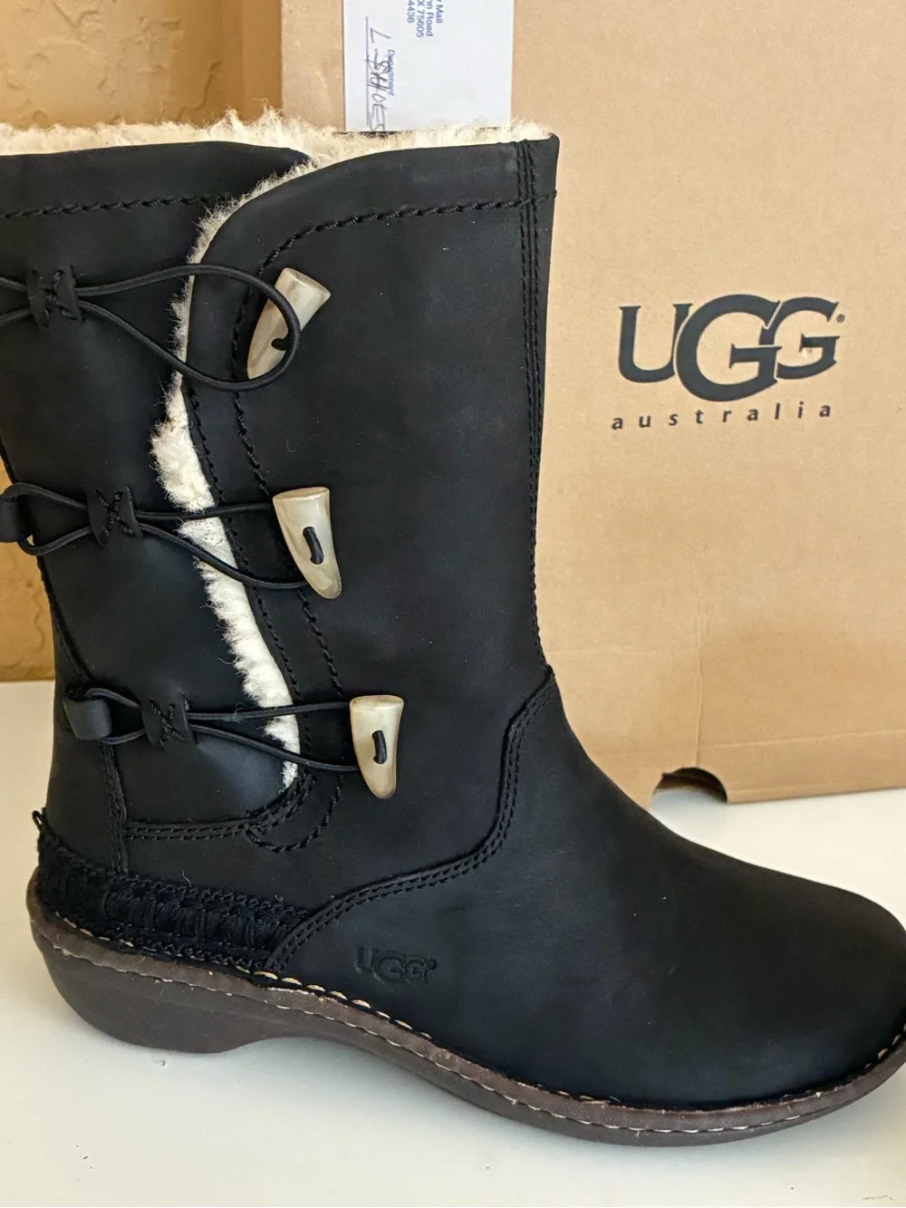 UGG Australia Women’s Black Kona (5156) Boots NEW IN BOX - Size 8